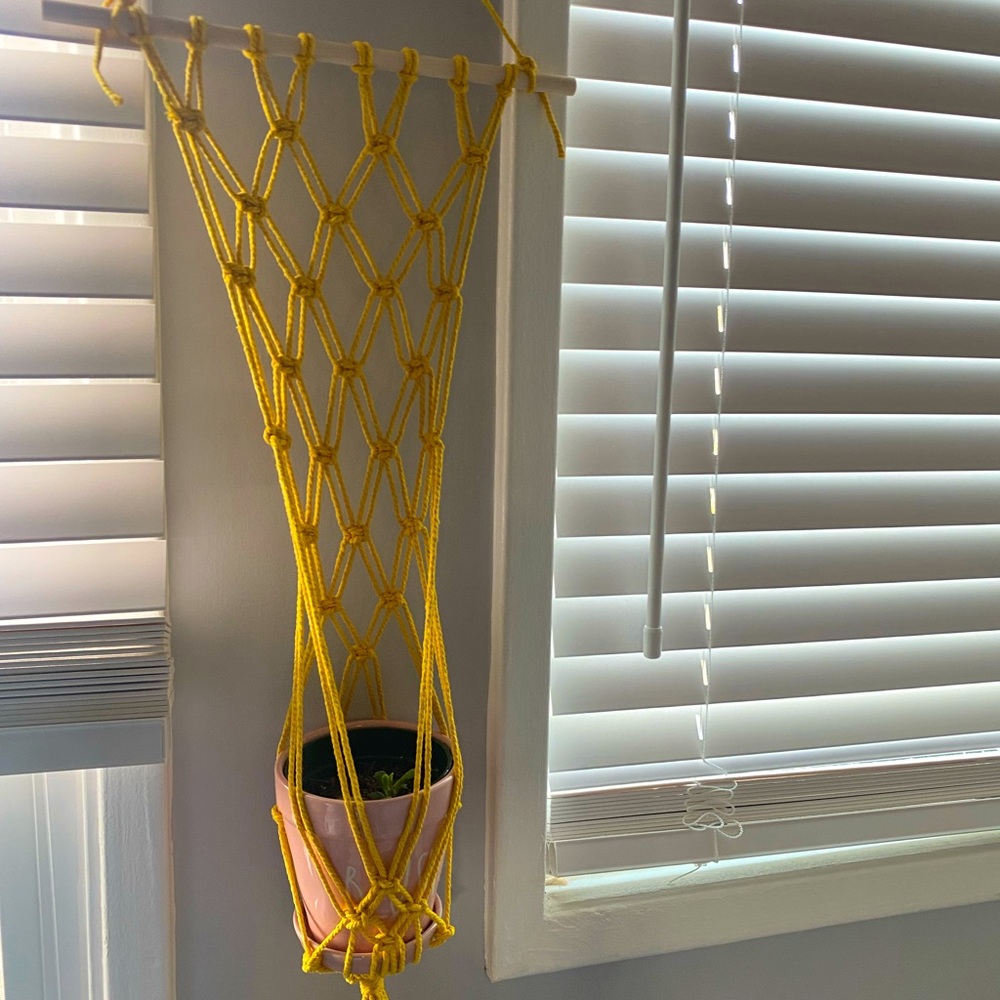 COPY - Macrame plant hanger